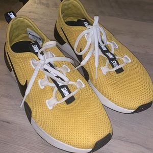 Size 9 Nike Women shoes